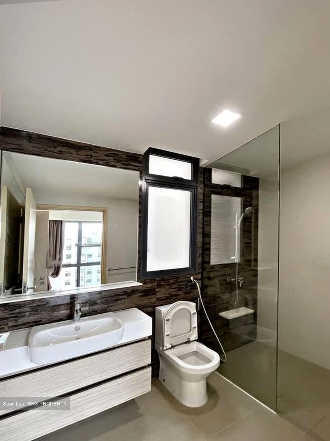 The Luxurie (D19), Condominium #613538541